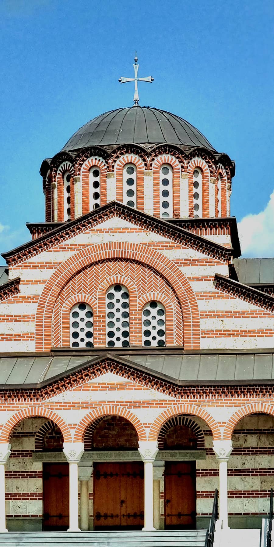 Hram Svetog Vasilija Ostroškog u Nišu, foto ilustracija, arhiva, foto: Aleksinačke novine